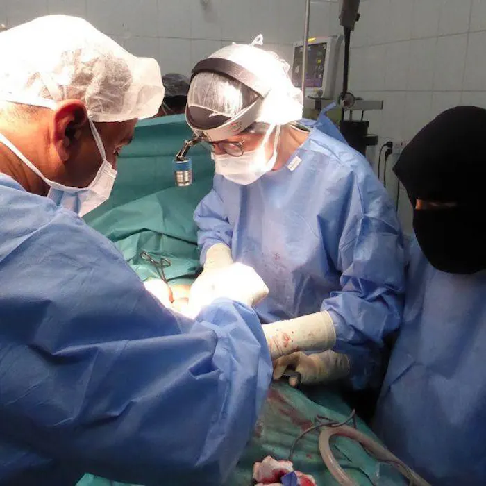 Hella Hultin opereert in Jemen