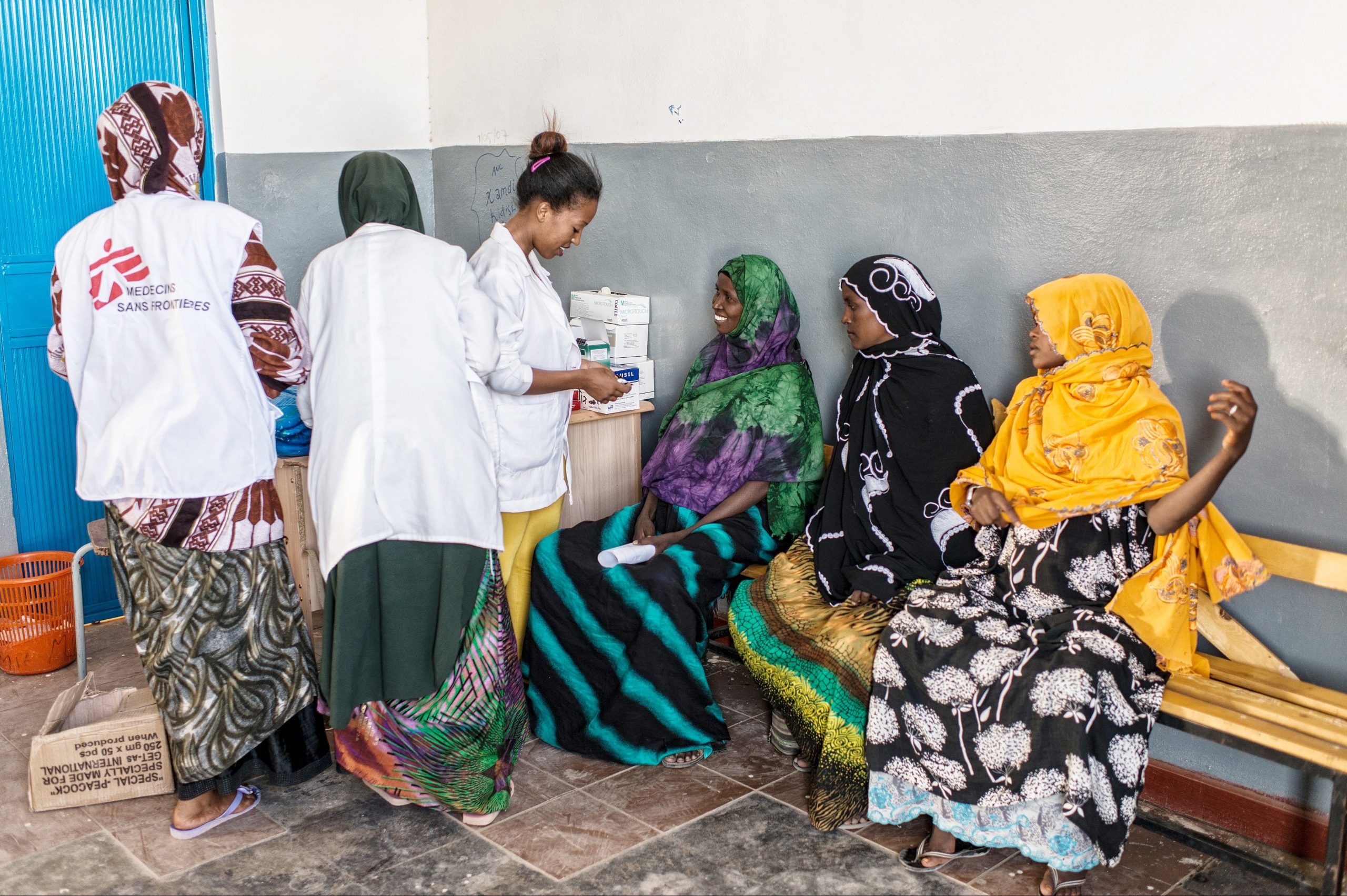 Aanstaande moeders naar het ziekenhuis helpen