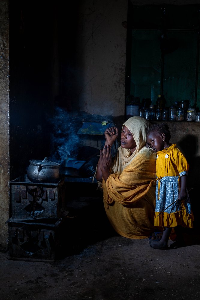 Moeder en dochter gevlucht uit Khartoem, Soedan