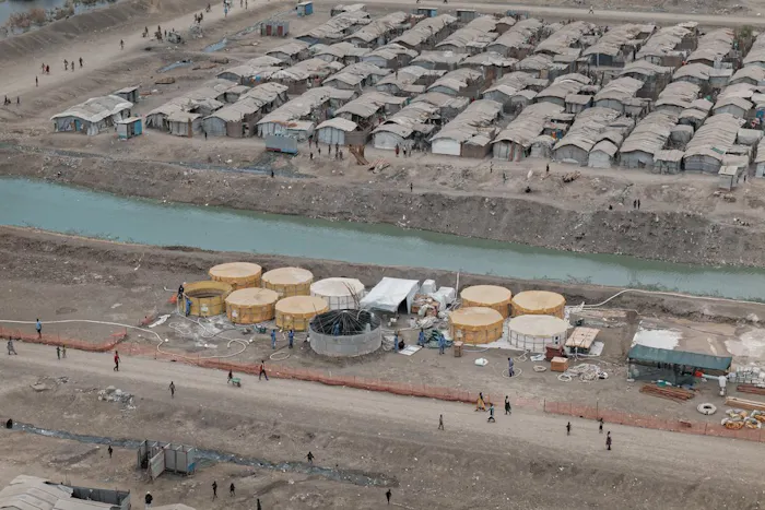 De rioolwaterzuiveringsinstallatie die we hebben opgezet om afval op te vangen en water schoon te maken