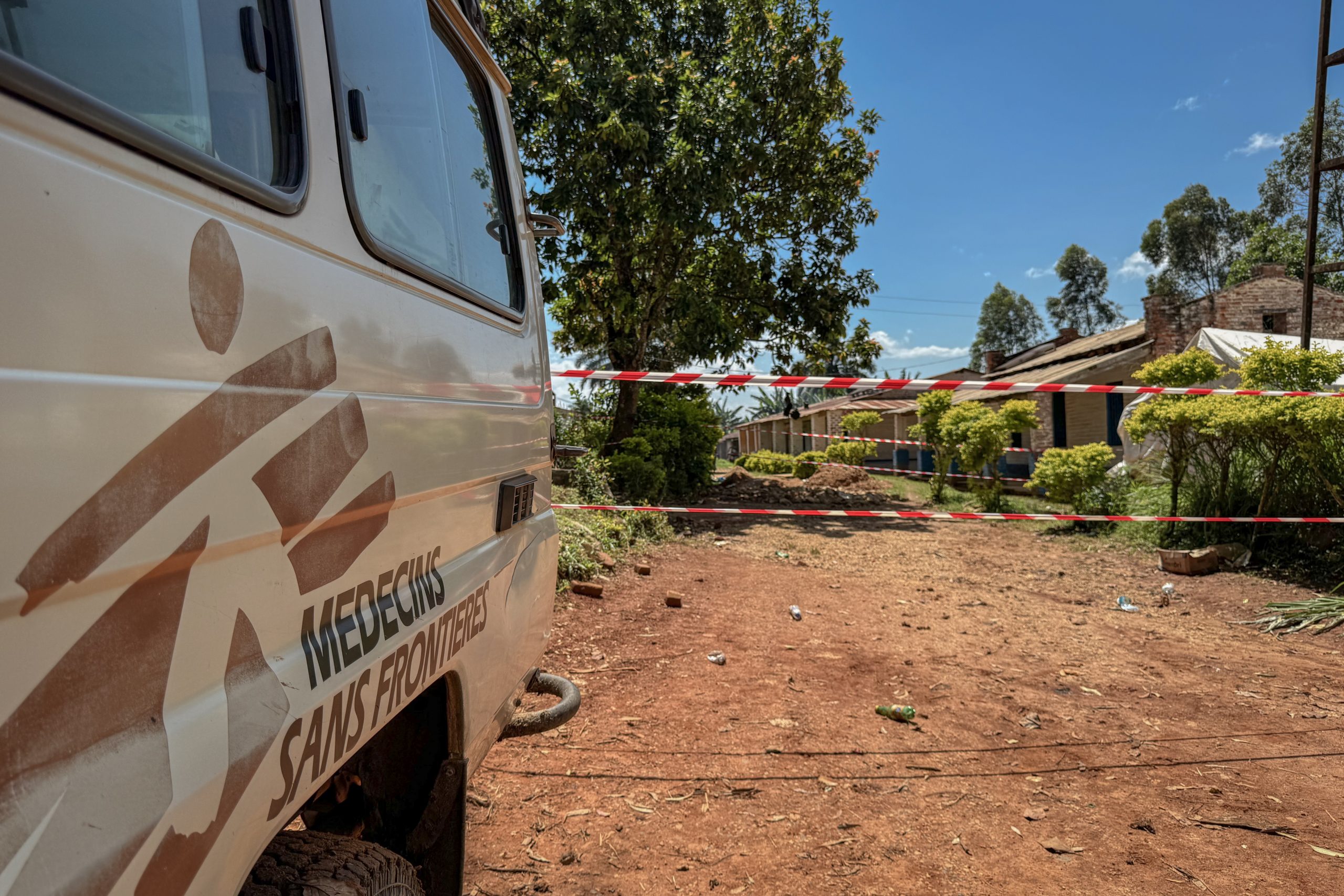 Ebola isolatiegebied in Mongbwalu, Ituri Province, DRC