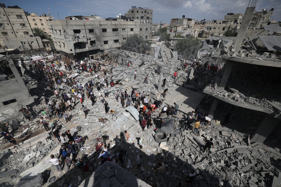 Crisis in Gaza na luchtaanvallen.