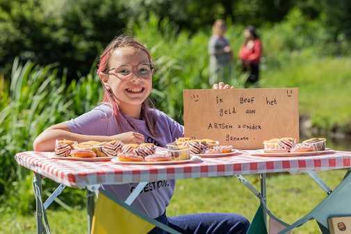 Koekjes bakken voor Artsen zonder Grenzen