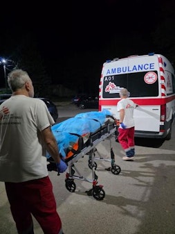 Russische drone aanval op groot winkelcentrum in Oekraine 21 augustus 2026